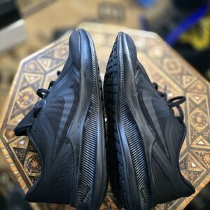 WOMEN's Black NIKE DOWNSHIFTER RUNNING SHOES Size 11 IN WOMEN'S